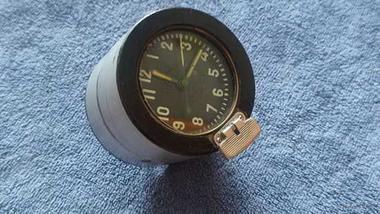 Часы танковые 117-ЧС Завод на 5 суток