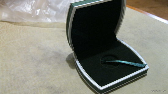 Футляр для монеты с ложементом 30.00 mm. Зелёный.