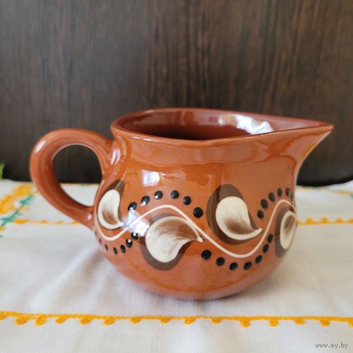 Сливочник, глазурованная керамика, ручная роспись.